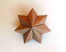 Origami Pitti star by Francesco Mancini on giladorigami.com