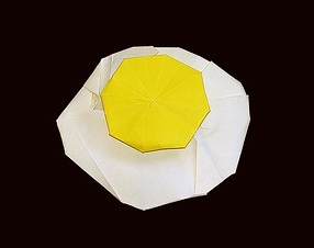 Origami Fried egg by Max Hulme on giladorigami.com