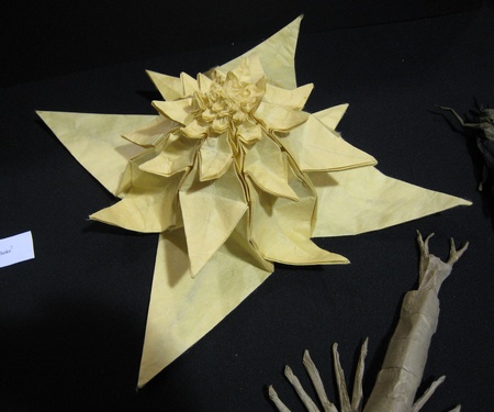 Origami Artichoke by Kenny Baclawski on giladorigami.com