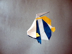 Origami Pennant coralfish by Kyohei Katsuta on giladorigami.com