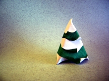 Origami Snowy fir by Cyrille Masseys on giladorigami.com