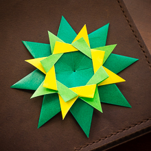 Origami Corona solare star variation by Maria Sinayskaya on giladorigami.com