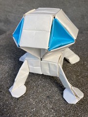 Origami Lunar Excursion Module by Max Hulme on giladorigami.com