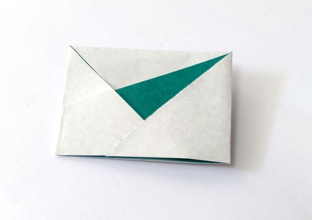 Origami Card holder by Aoyagi Shoko on giladorigami.com