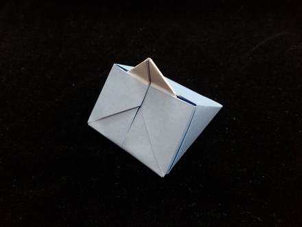 Origami Case with a knob by Kawate Ayako on giladorigami.com