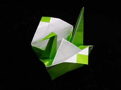 Origami Crane-shaped receptacle by Takayama Michie on giladorigami.com