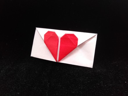 Origami Envelope with heart by Kawate Ayako on giladorigami.com