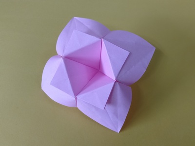 Origami Flower by Falk Brito on giladorigami.com