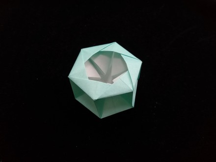 Origami Hexagonal crystal by Ishibashi Minako on giladorigami.com