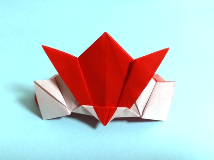 Origami Japanese helmet by Matsuno Yukihiko on giladorigami.com