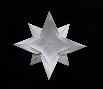 Origami Lily by Kawate Ayako on giladorigami.com