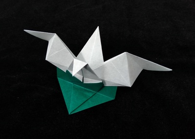 Origami Memo holder flapping bird by Sumida Noriko on giladorigami.com