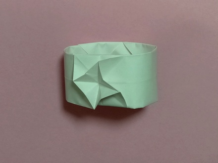 Origami Ring with star by Kazue Asai on giladorigami.com