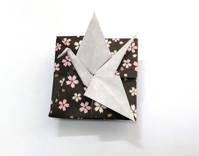 Origami Tato with crane by Eiji Tsuchito on giladorigami.com